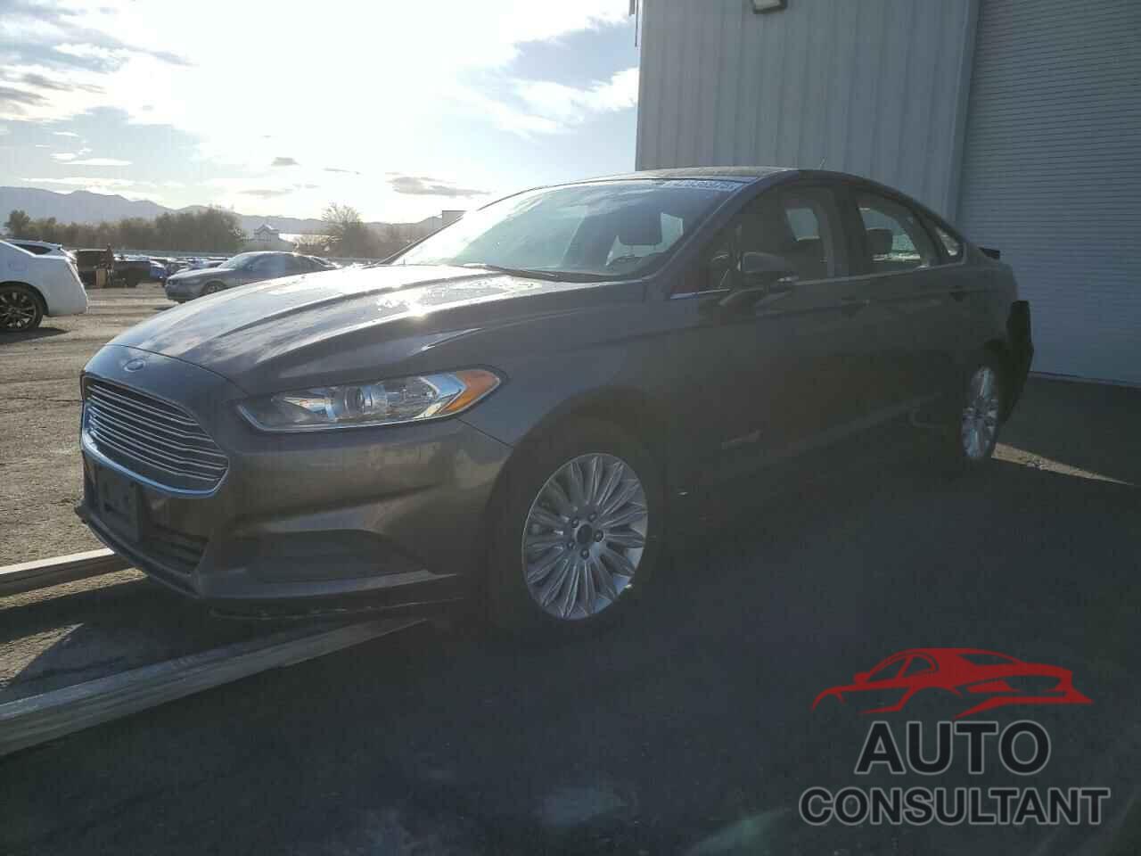 FORD FUSION 2016 - 3FA6P0LU8GR261011