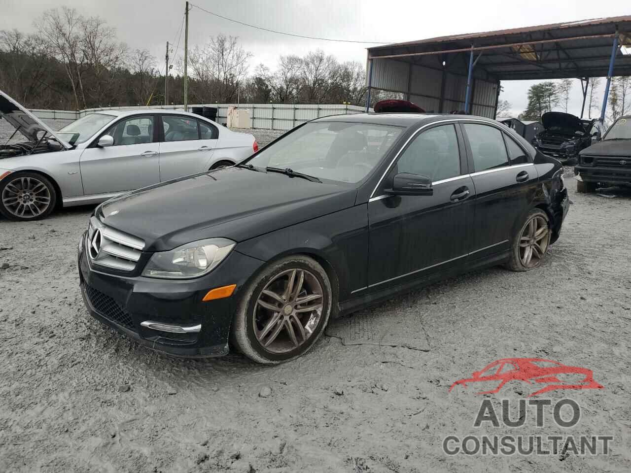 MERCEDES-BENZ C-CLASS 2013 - WDDGF4HB7DR261109
