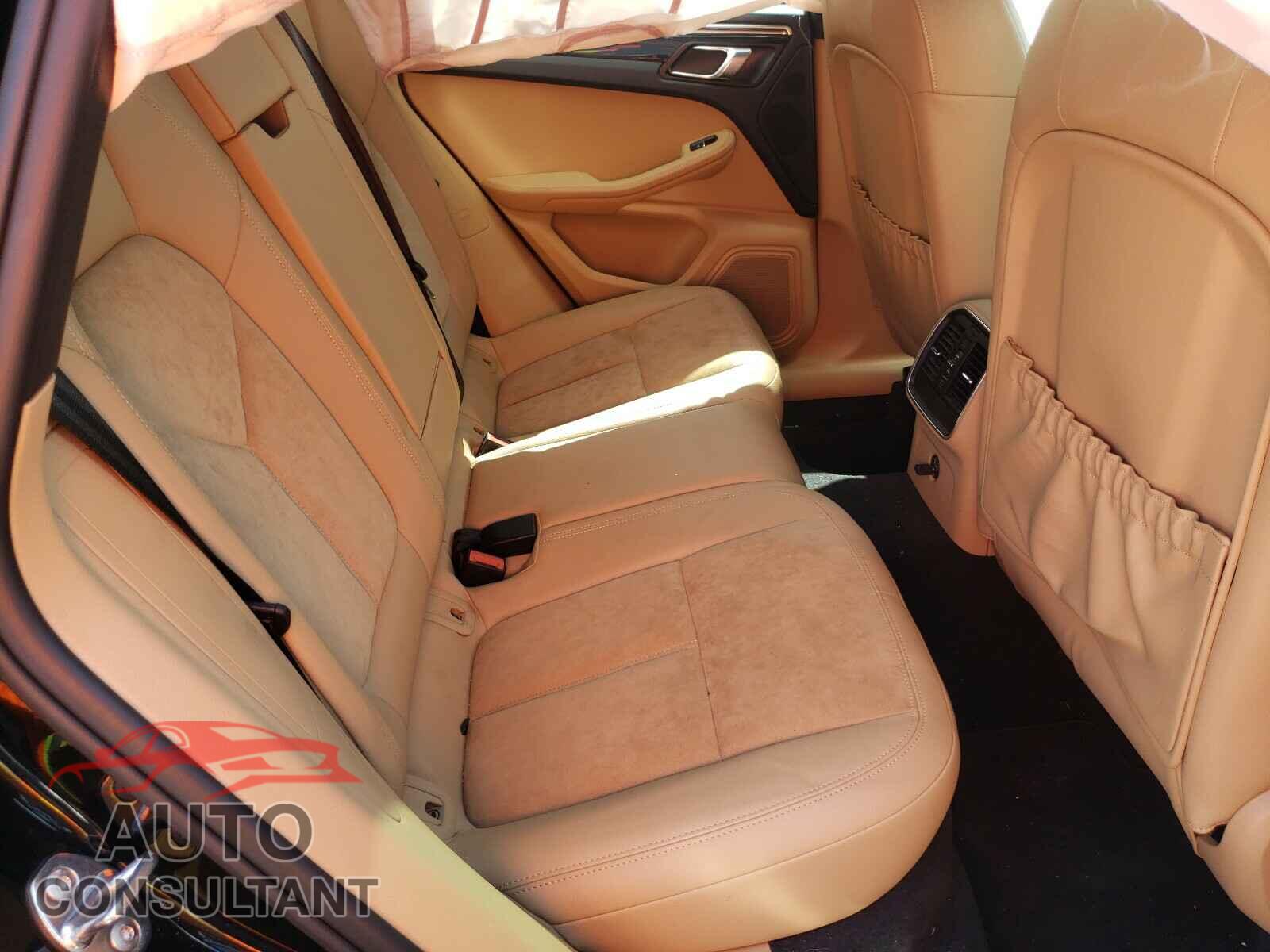 PORSCHE MACAN 2018 - WP1AA2A51JLB21738