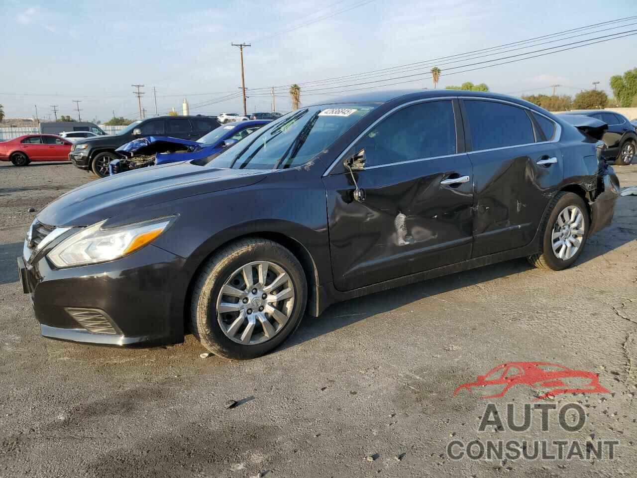 NISSAN ALTIMA 2017 - 1N4AL3AP4HN305935