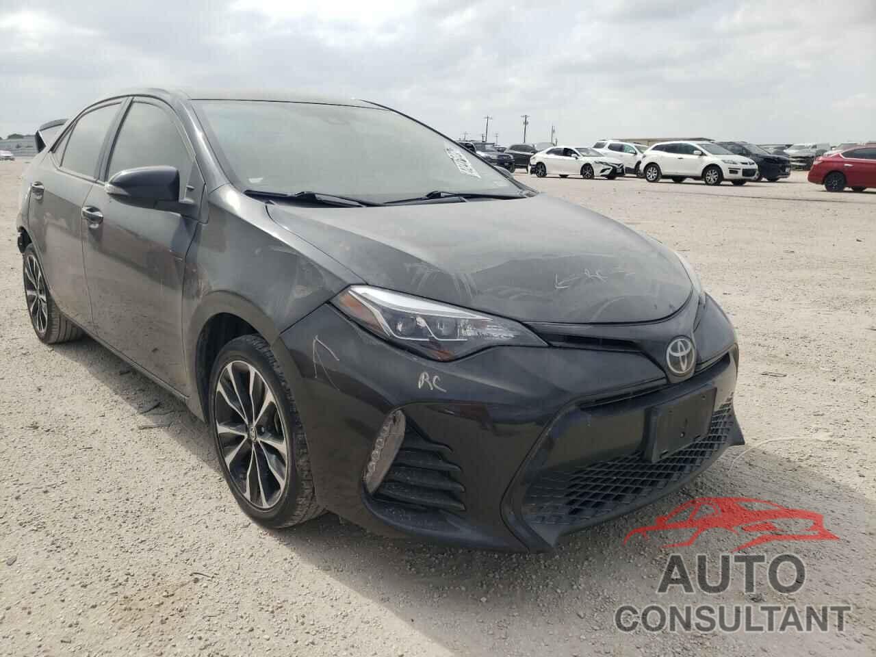 TOYOTA COROLLA 2018 - 5YFBURHE5JP801516