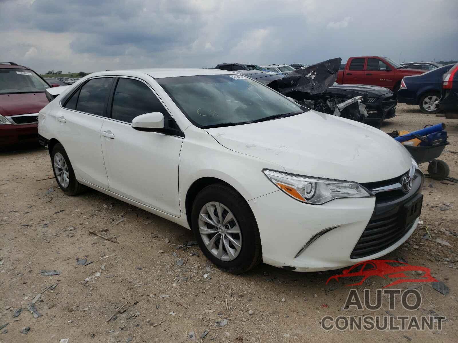 TOYOTA CAMRY 2016 - 4T4BF1FK5GR519099