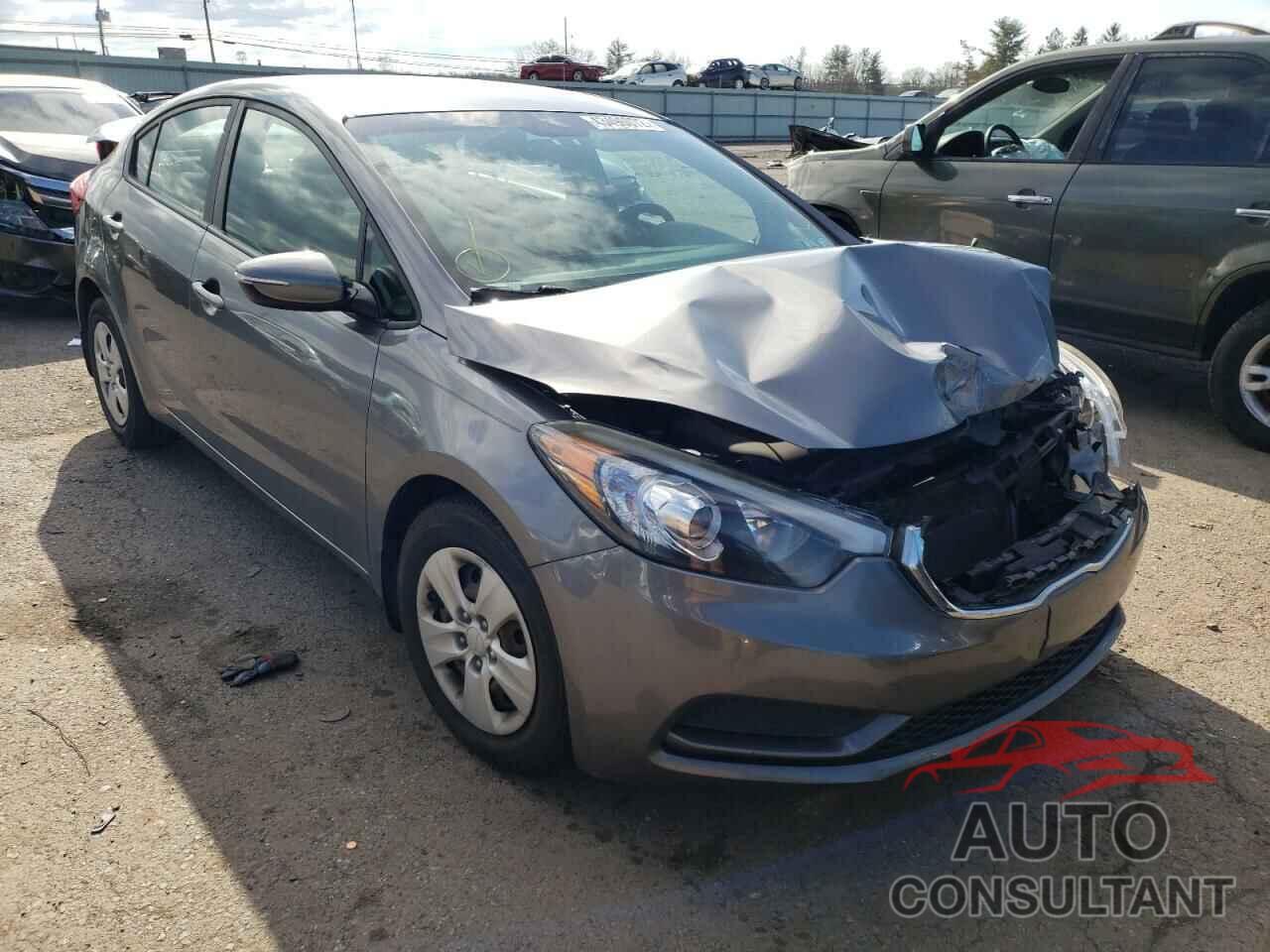 KIA FORTE 2016 - KNAFX4A6XG5537646