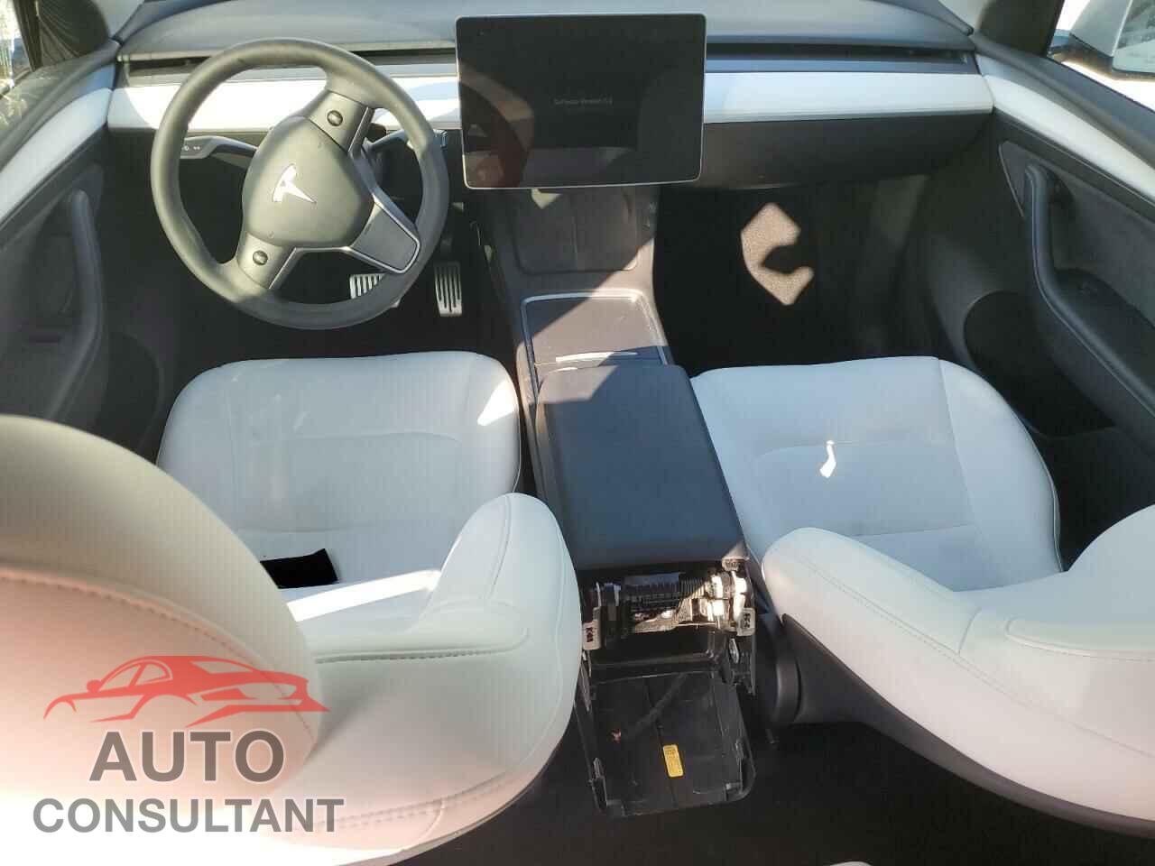 TESLA MODEL Y 2023 - 7SAYGAEE5PF809727