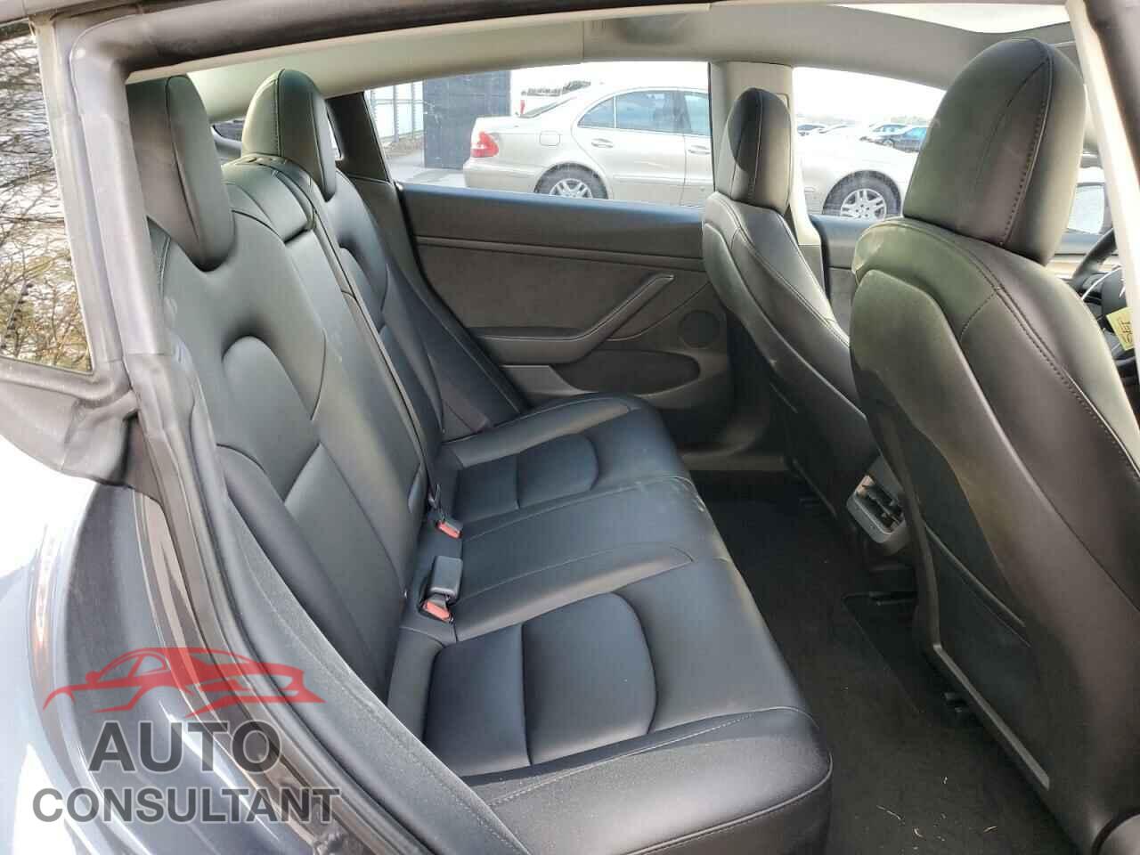 TESLA MODEL 3 2023 - 5YJ3E1EA3PF433720