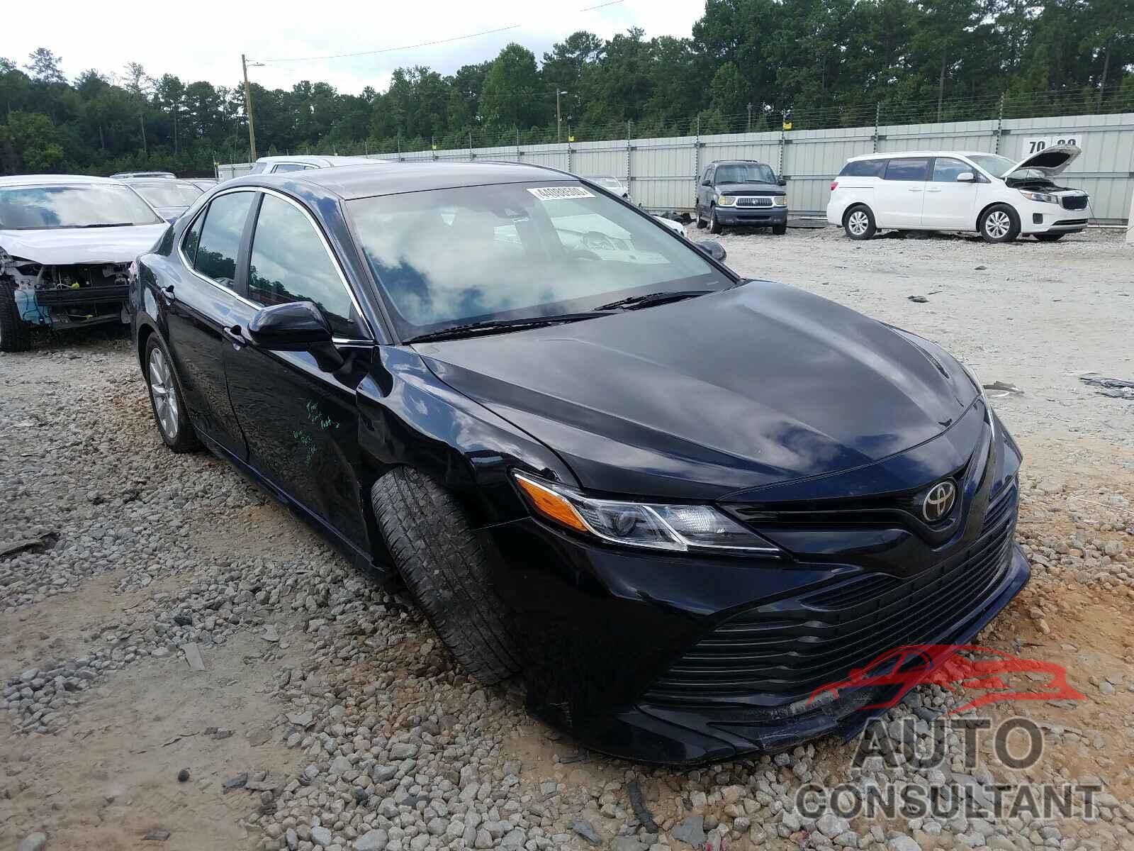 TOYOTA CAMRY 2018 - 4T1B11HK4JU004267