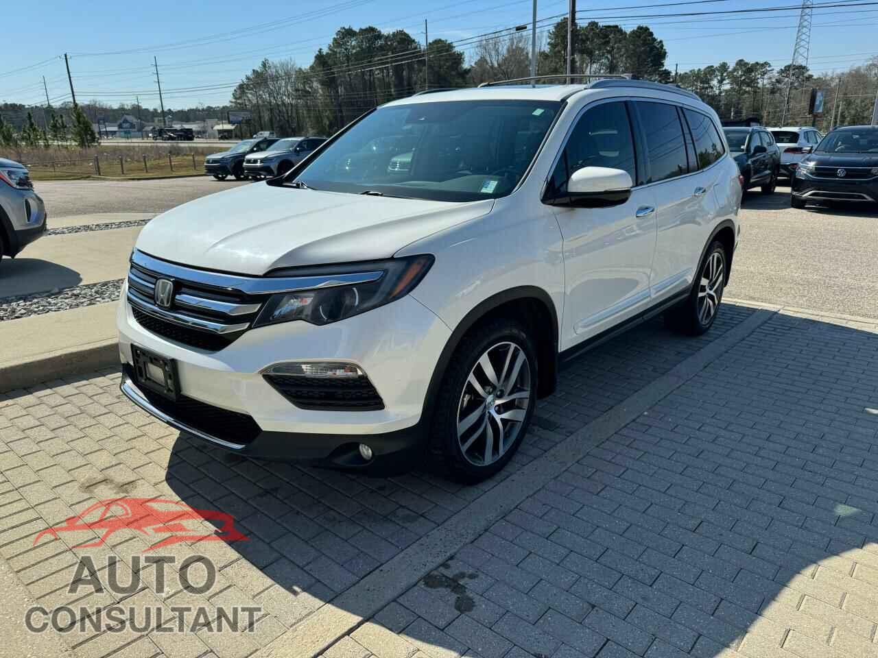 HONDA PILOT 2017 - 5FNYF5H95HB003670