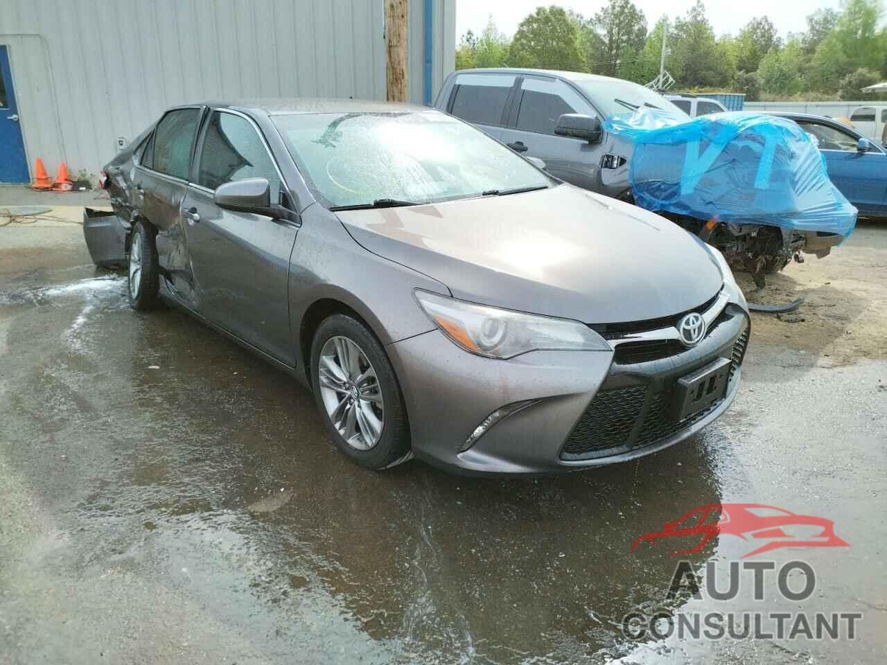 TOYOTA CAMRY 2017 - 4T1BF1FK2HU734404