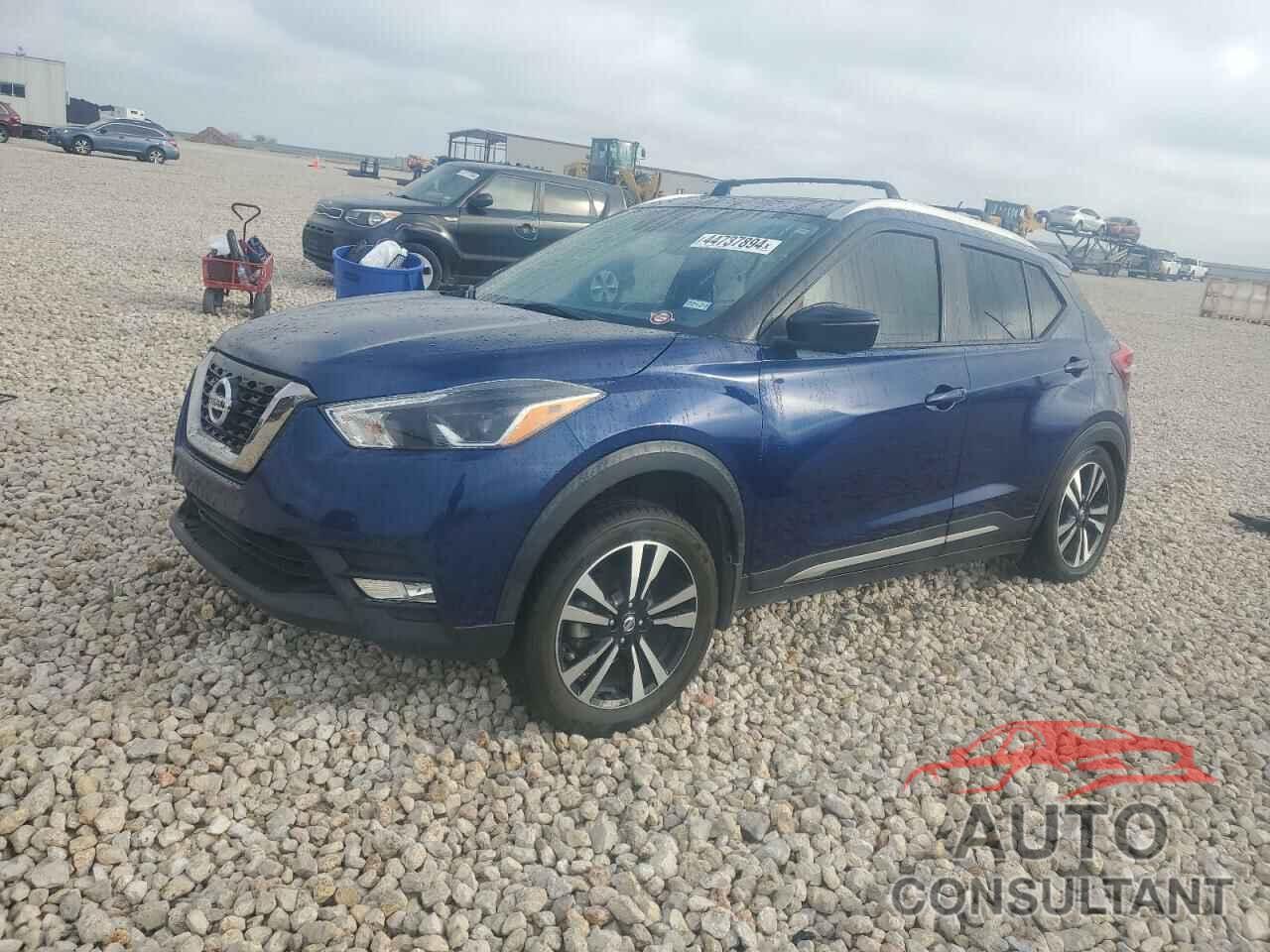 NISSAN KICKS 2018 - 3N1CP5CU5JL524319