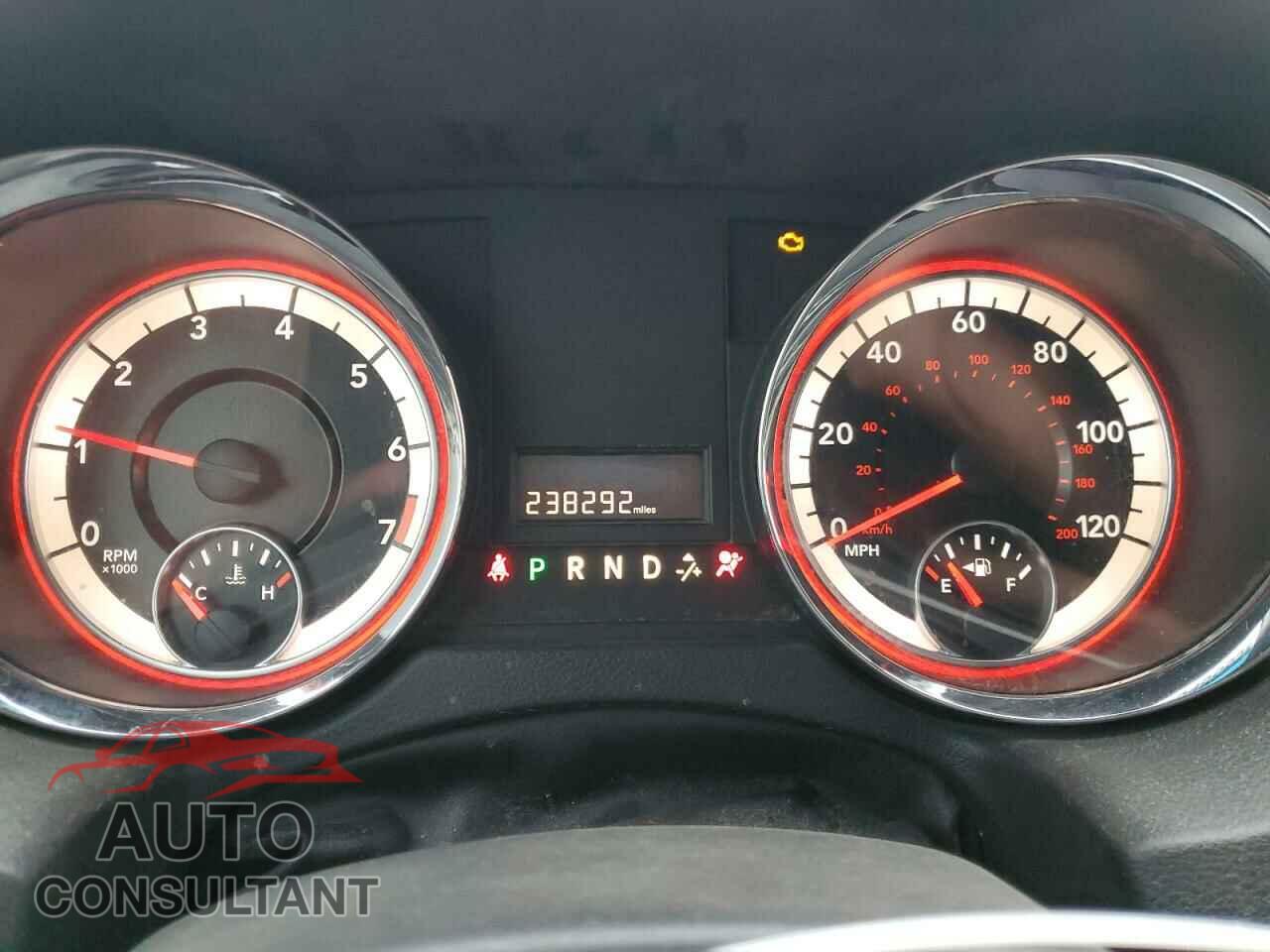 DODGE CARAVAN 2018 - 2C4RDGCG9JR135417