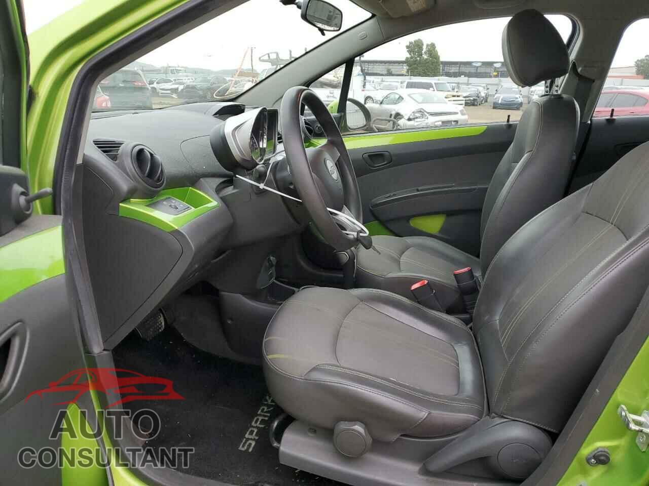 CHEVROLET SPARK 2014 - KL8CB6S9XEC572858