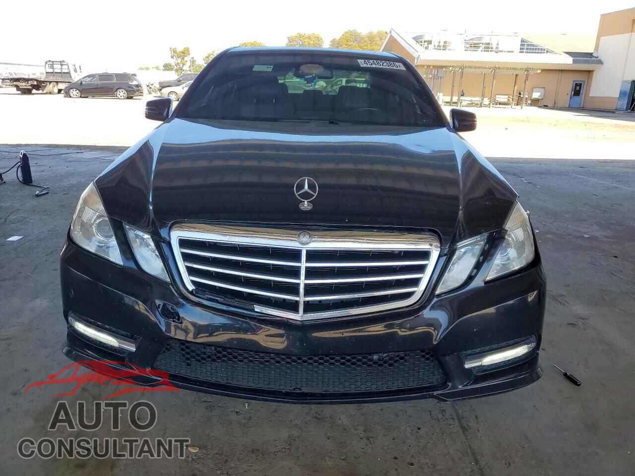 MERCEDES-BENZ E-CLASS 2013 - WDDHF9FB9DA771674