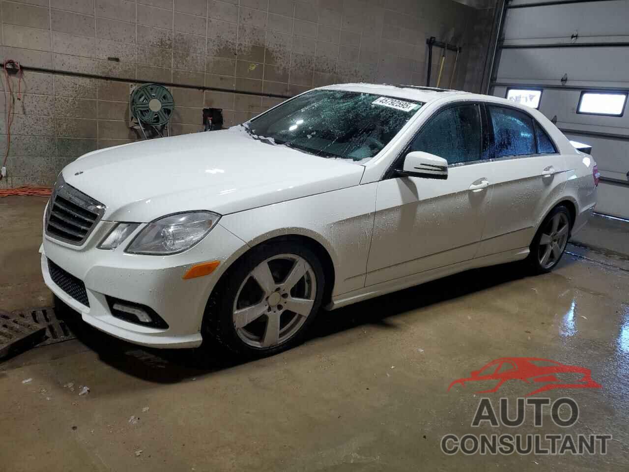 MERCEDES-BENZ E-CLASS 2011 - WDDHF5GB1BA352657