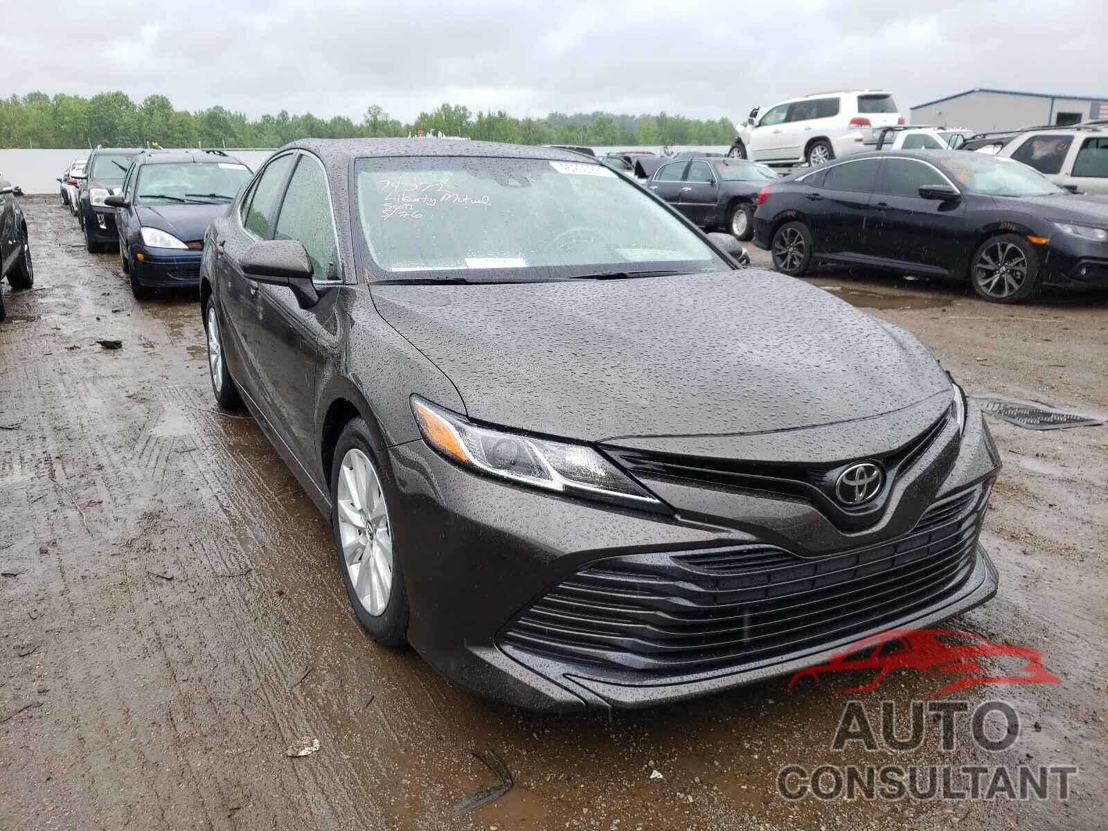 TOYOTA CAMRY 2018 - JTNB11HK4J3015579