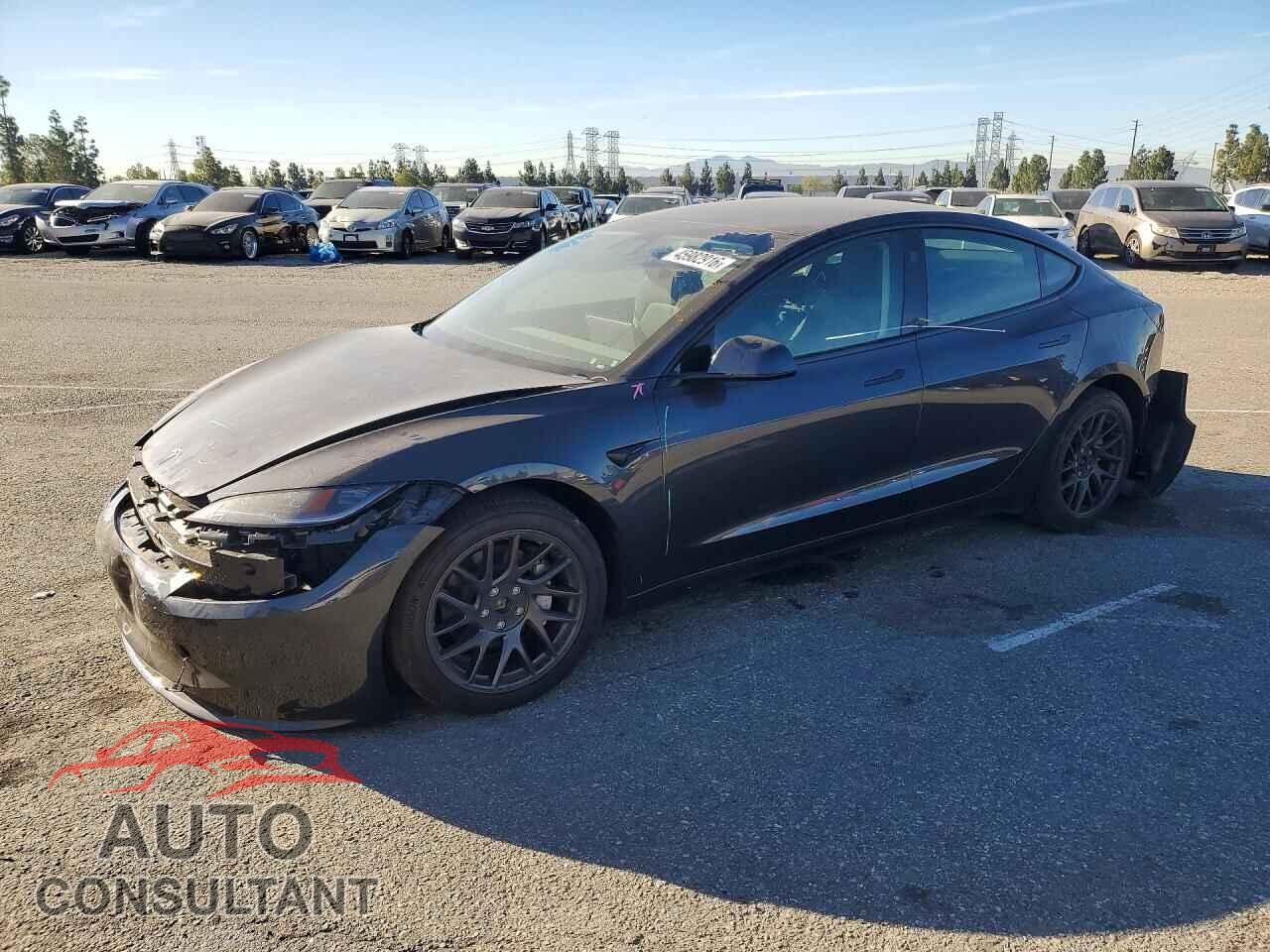 TESLA MODEL 3 2025 - 5YJ3E1EB3SF985901