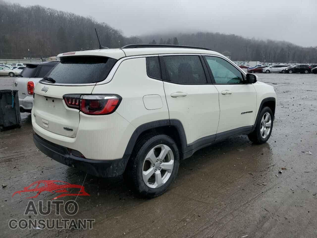 JEEP COMPASS 2018 - 3C4NJDBB3JT315906