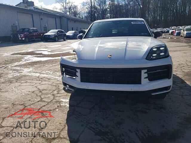 PORSCHE CAYENNE 2024 - WP1AA2AY3RDA13895