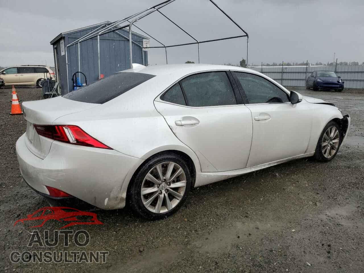 LEXUS IS 2016 - JTHBA1D20G5034605