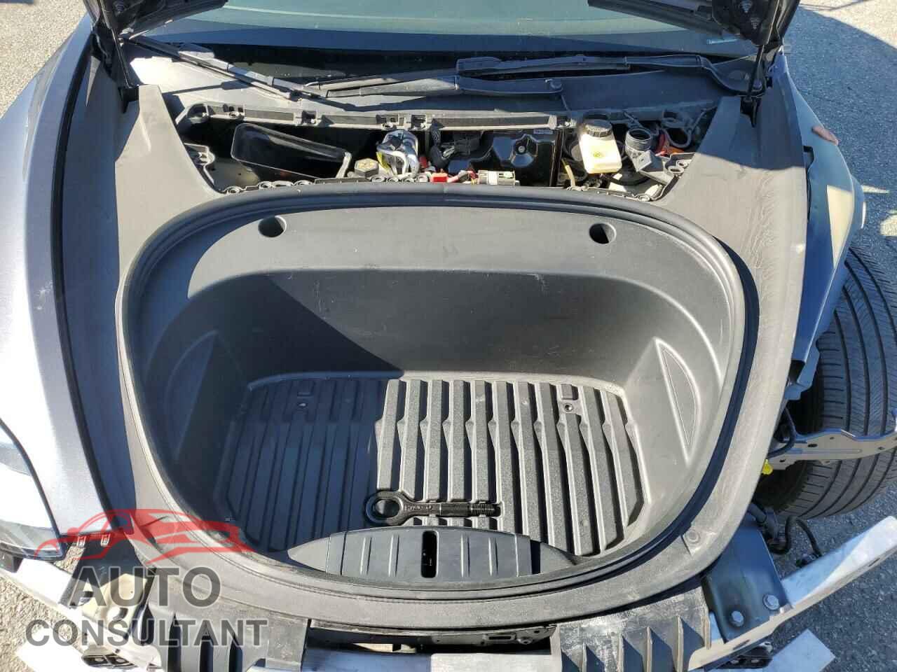 TESLA MODEL 3 2022 - 5YJ3E1EA9NF373276