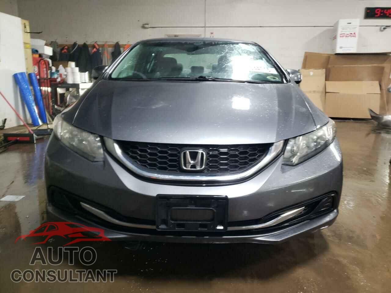 HONDA CIVIC 2013 - 19XFB2F58DE246150