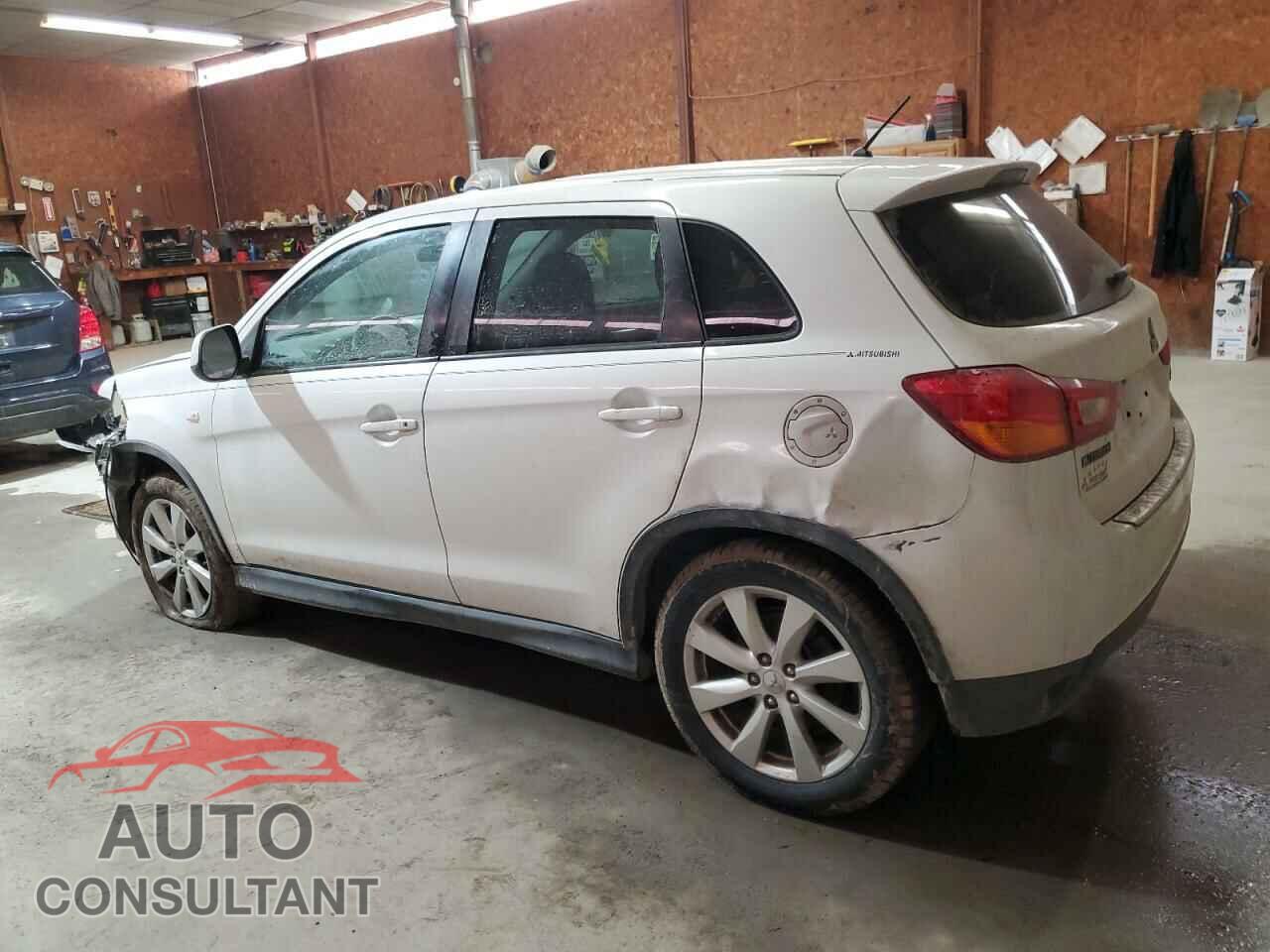 MITSUBISHI OUTLANDER 2014 - 4A4AR3AU2EE005099
