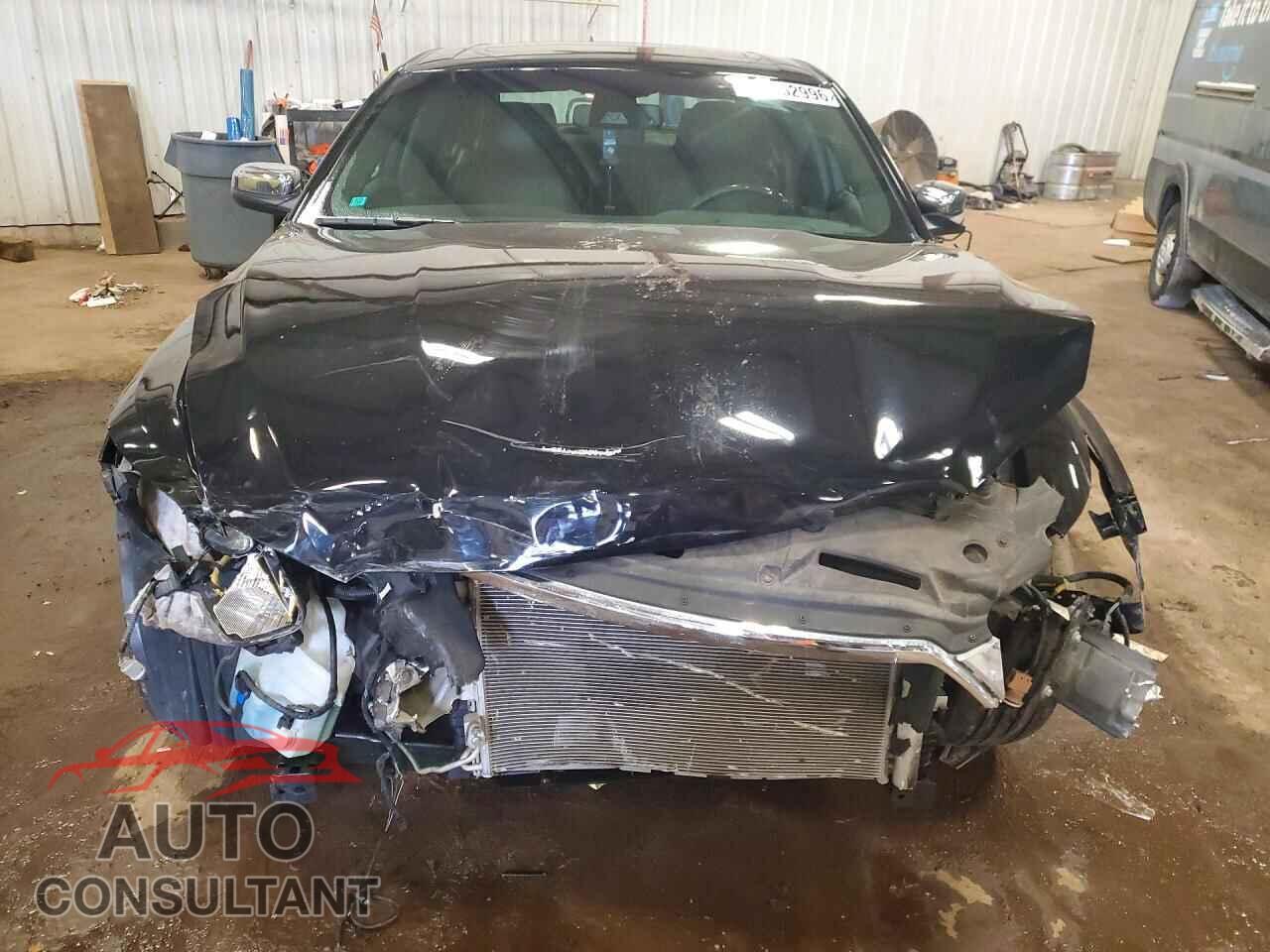 FORD TAURUS 2018 - 1FAHP2F83JG126844