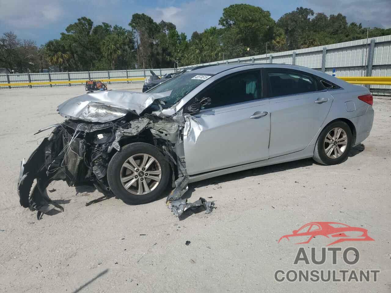 HYUNDAI SONATA 2011 - 5NPEB4AC1BH231009