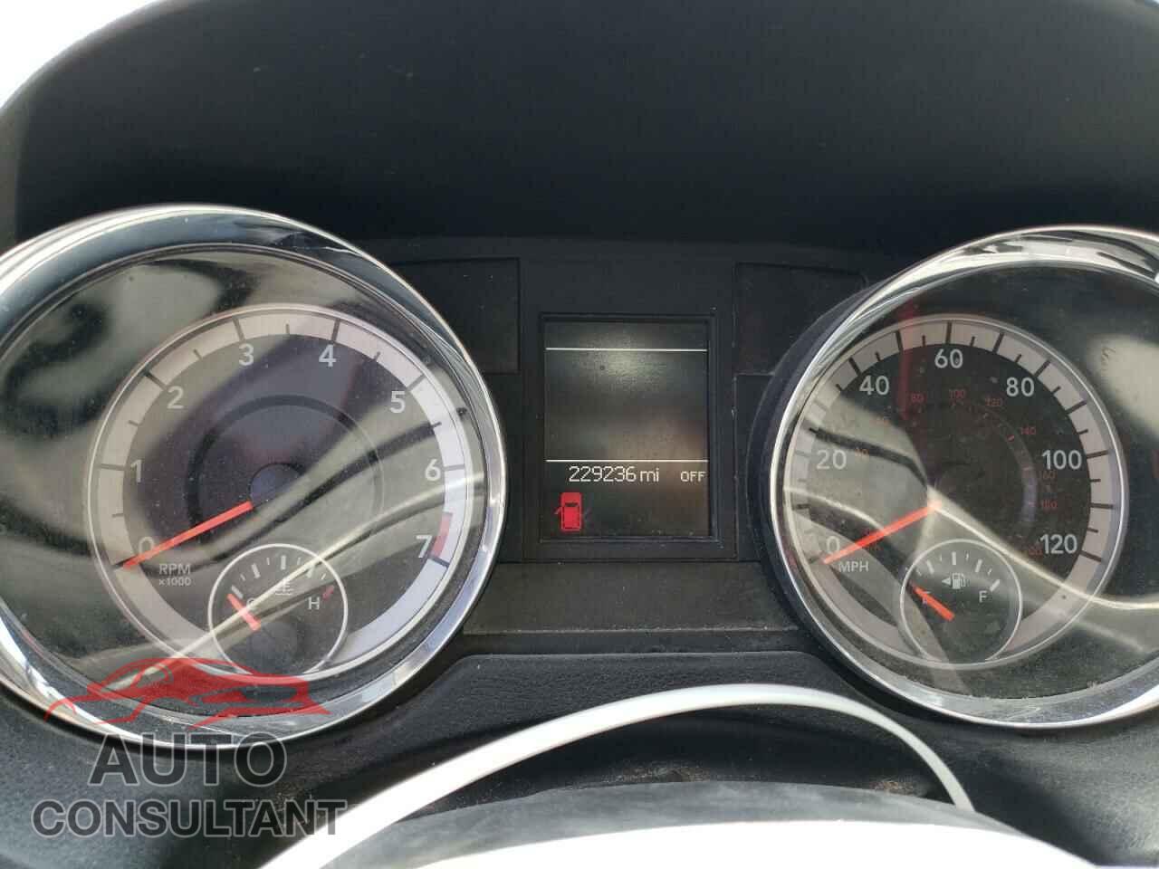 DODGE CARAVAN 2015 - 2C4RDGCG2FR540509