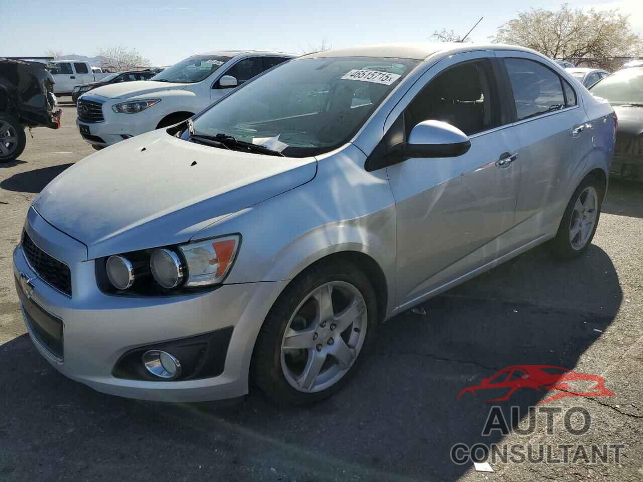 CHEVROLET SONIC 2015 - 1G1JE5SBXF4100957