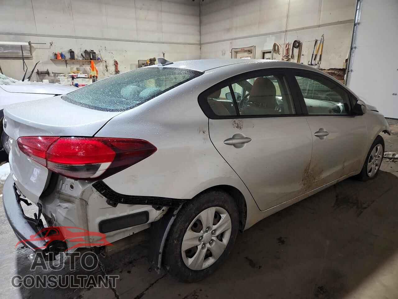 KIA FORTE 2017 - 3KPFL4A70HE121005