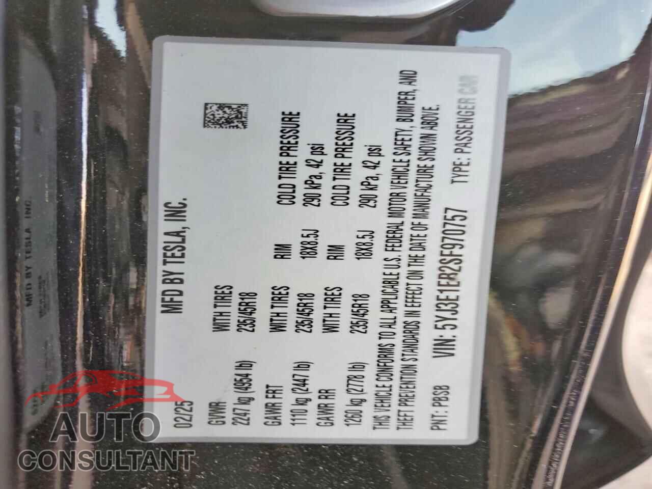 TESLA MODEL 3 2025 - 5YJ3E1EB2SF970757