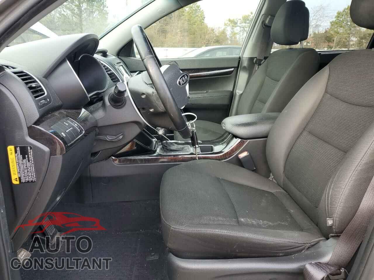 KIA SORENTO 2014 - 5XYKTDA74EG461884