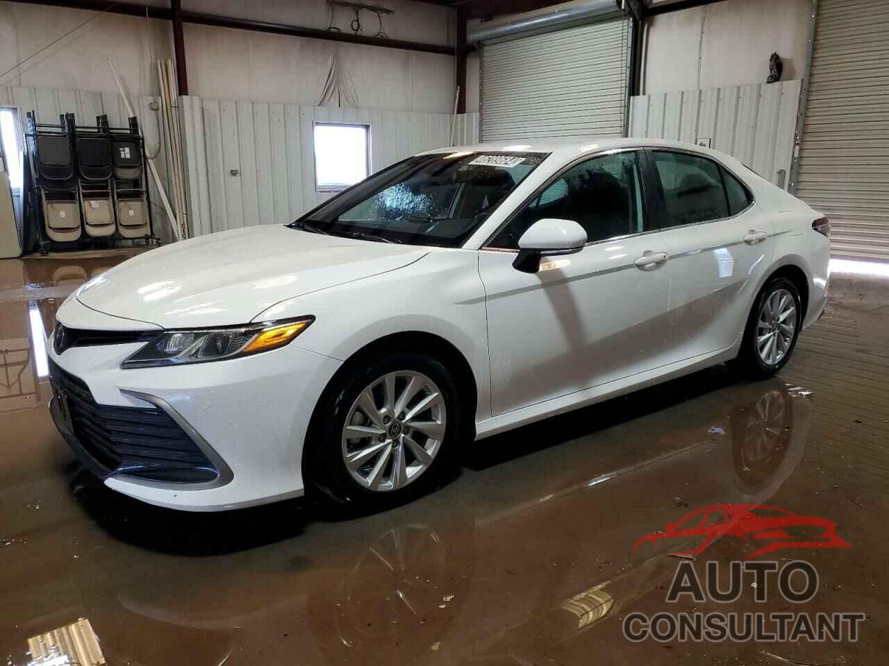 TOYOTA CAMRY 2023 - 4T1C11AKXPU144556