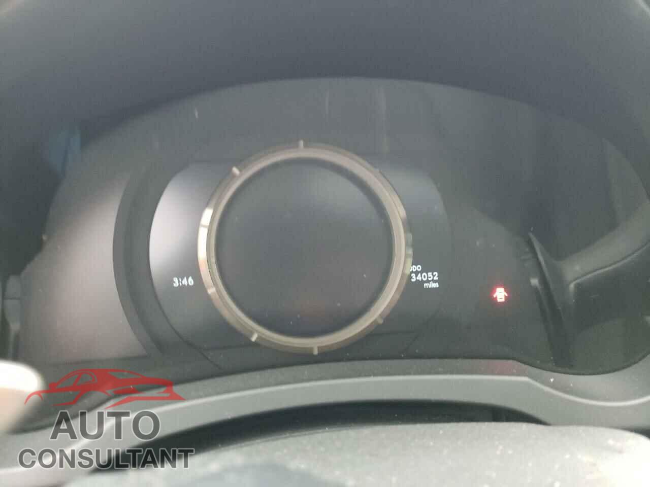 LEXUS IS 2019 - JTHC81D26K5036061