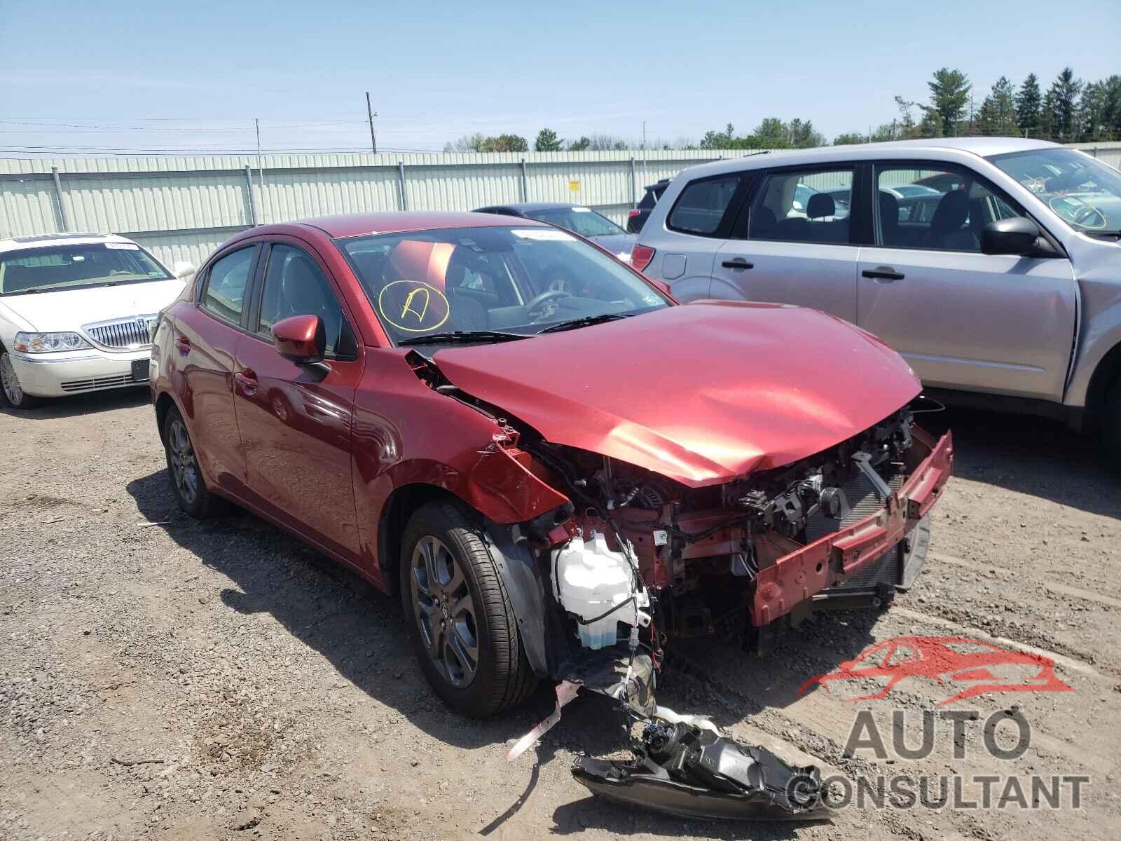 TOYOTA YARIS 2019 - 3MYDLBYV9KY518557