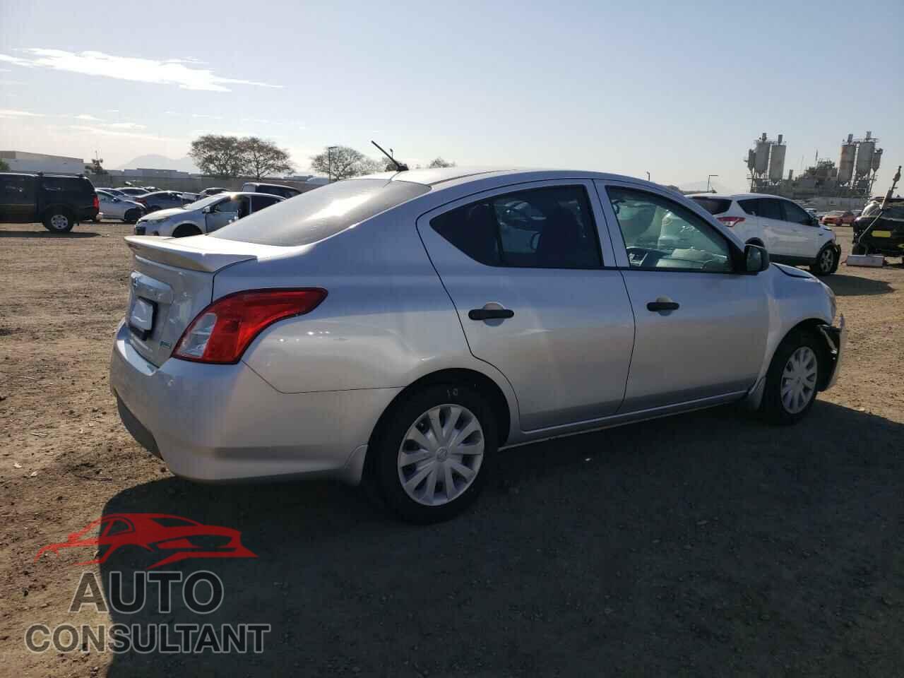 NISSAN VERSA 2015 - 3N1CN7AP6FL822562