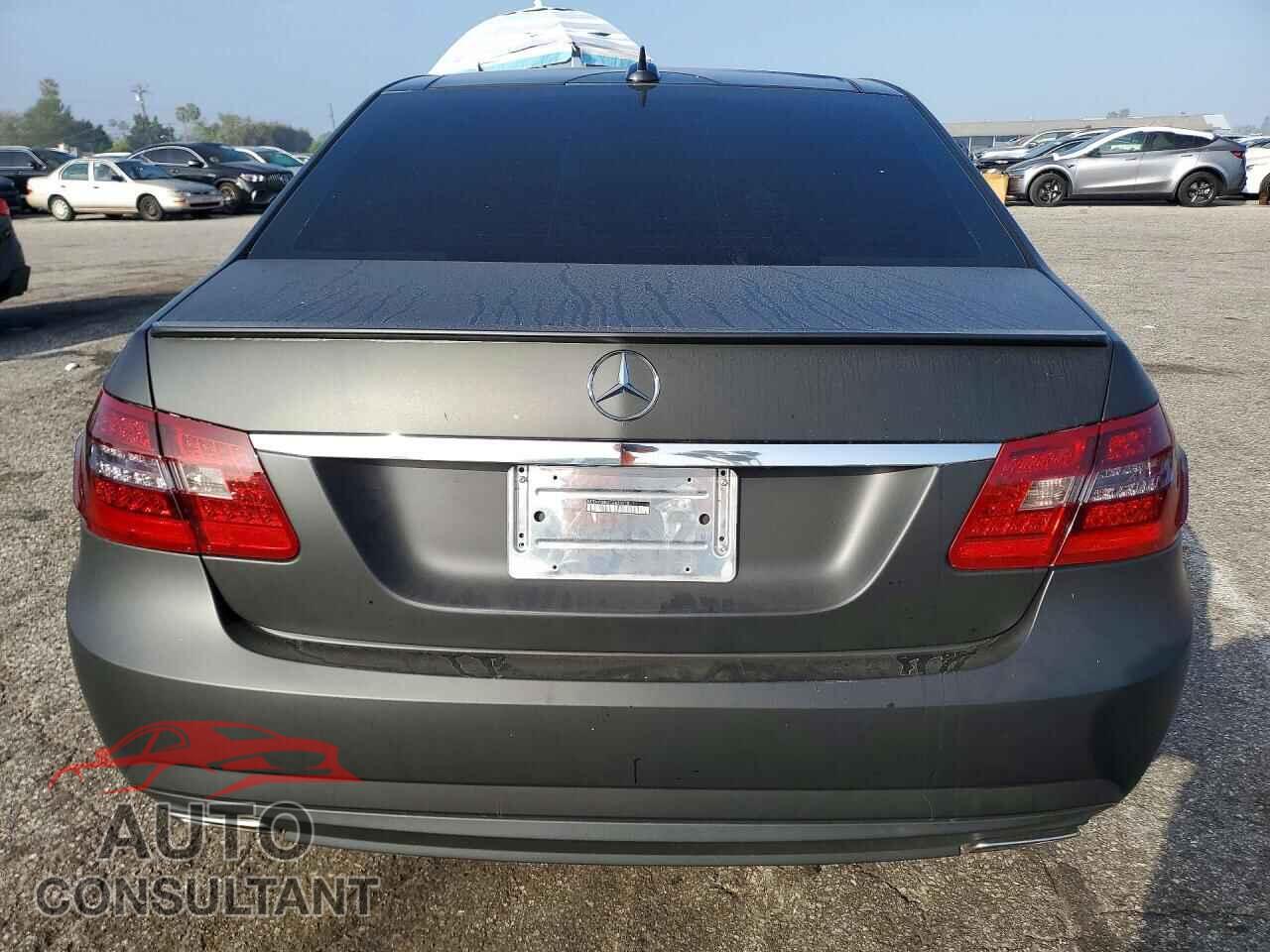MERCEDES-BENZ E-CLASS 2012 - WDDHF5KB2CA650515