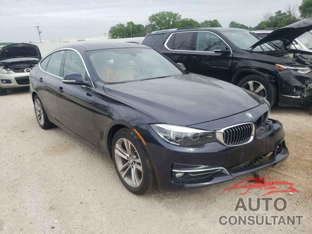 BMW 3 SERIES 2018 - WBA8Z9C59JB219966