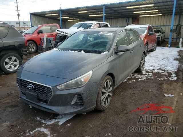 HYUNDAI ELANTRA 2018 - KMHH35LE0JU038350