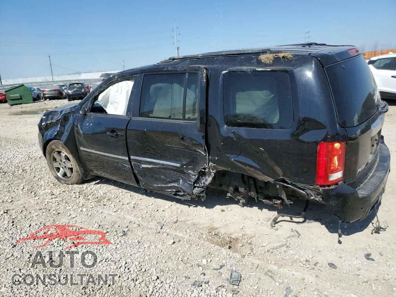 HONDA PILOT 2011 - 5FNYF4H93BB096383
