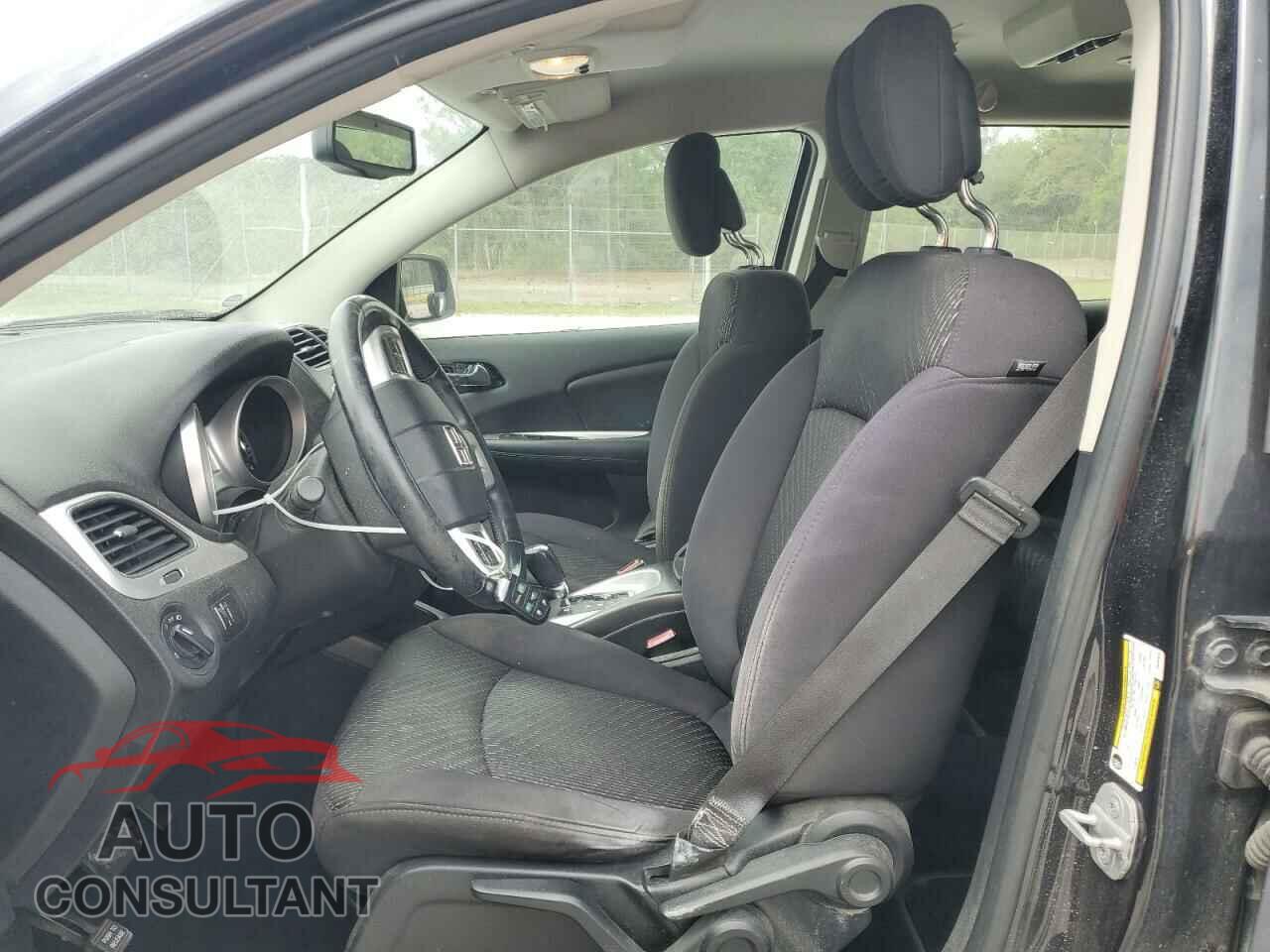 DODGE JOURNEY 2013 - 3C4PDCAB4DT684810