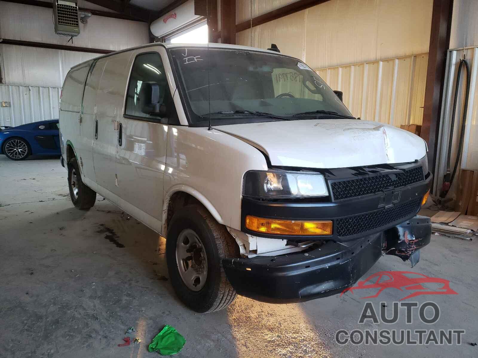 CHEVROLET EXPRESS 2018 - 1GCWGAFG7J1189077