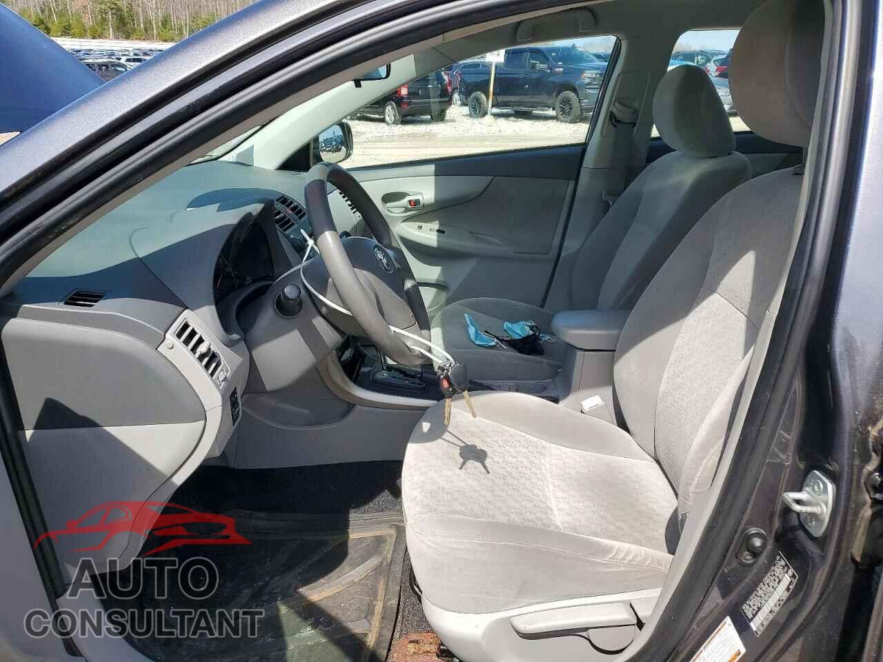 TOYOTA COROLLA 2009 - JTDBL40E99J051992