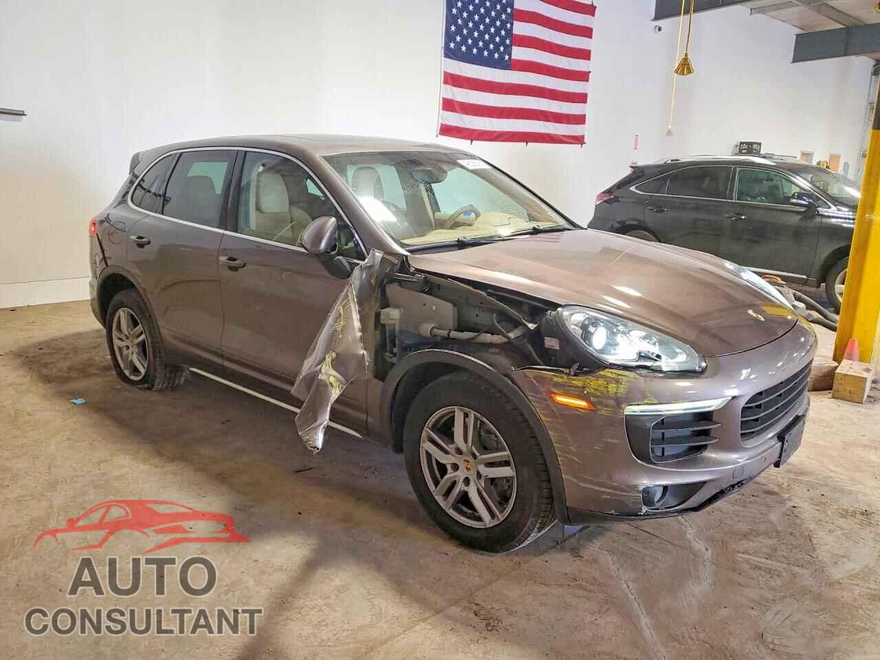 PORSCHE CAYENNE 2016 - WP1AA2A20GLA11259