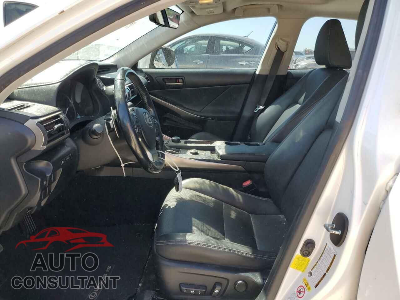 LEXUS IS 2017 - JTHBA1D2XH5044768