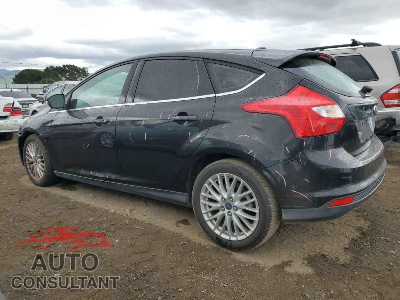 FORD FOCUS 2012 - 1FAHP3M20CL392918