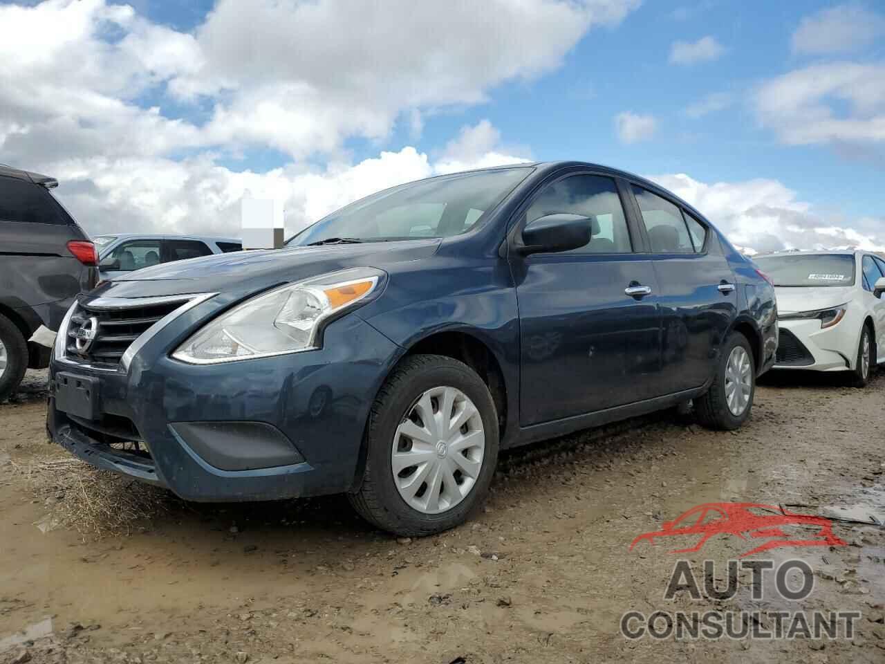 NISSAN VERSA 2017 - 3N1CN7AP7HL879758