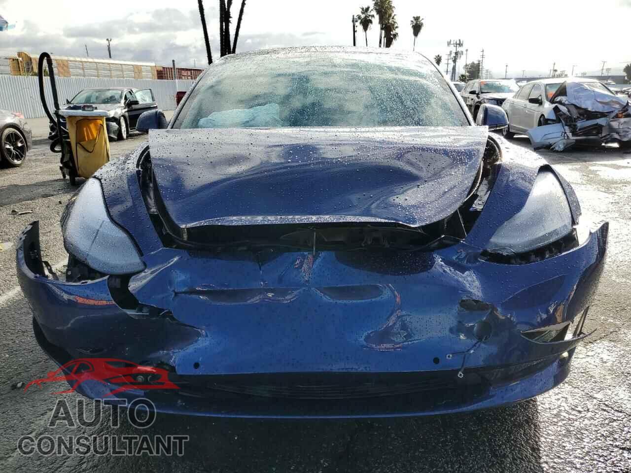 TESLA MODEL 3 2021 - 5YJ3E1EB6MF001093