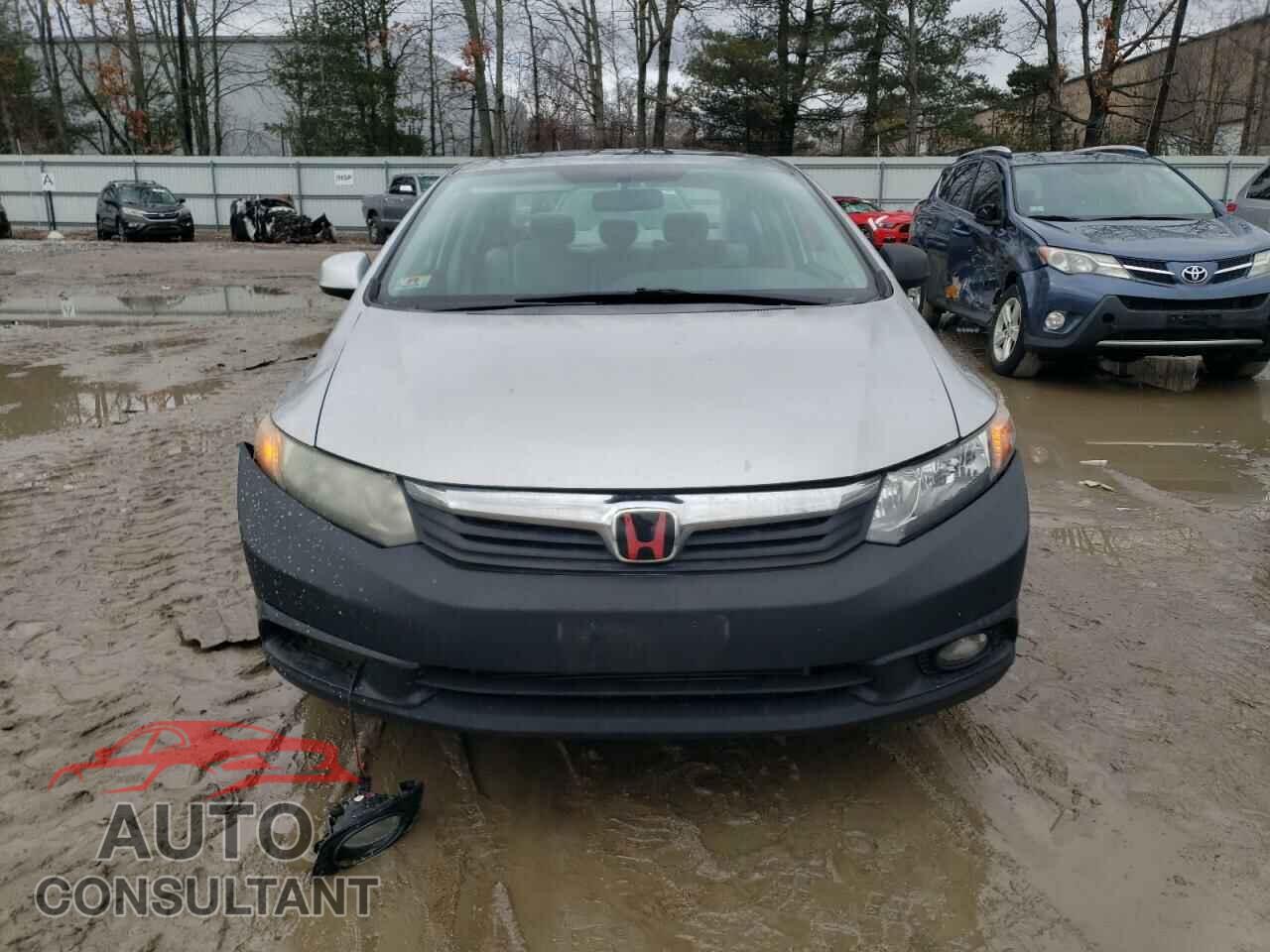 HONDA CIVIC 2012 - 2HGFB2F82CH587199