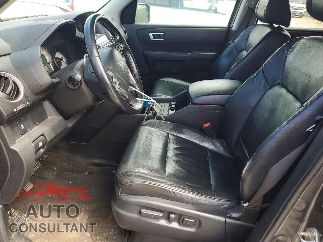 HONDA PILOT 2013 - 5FNYF4H60DB038014
